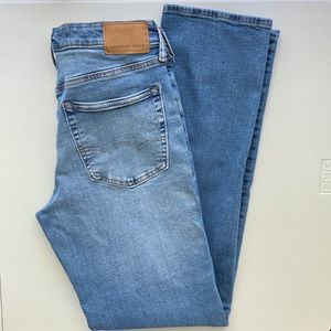 30x34 NWOT AE Original Straight jeans